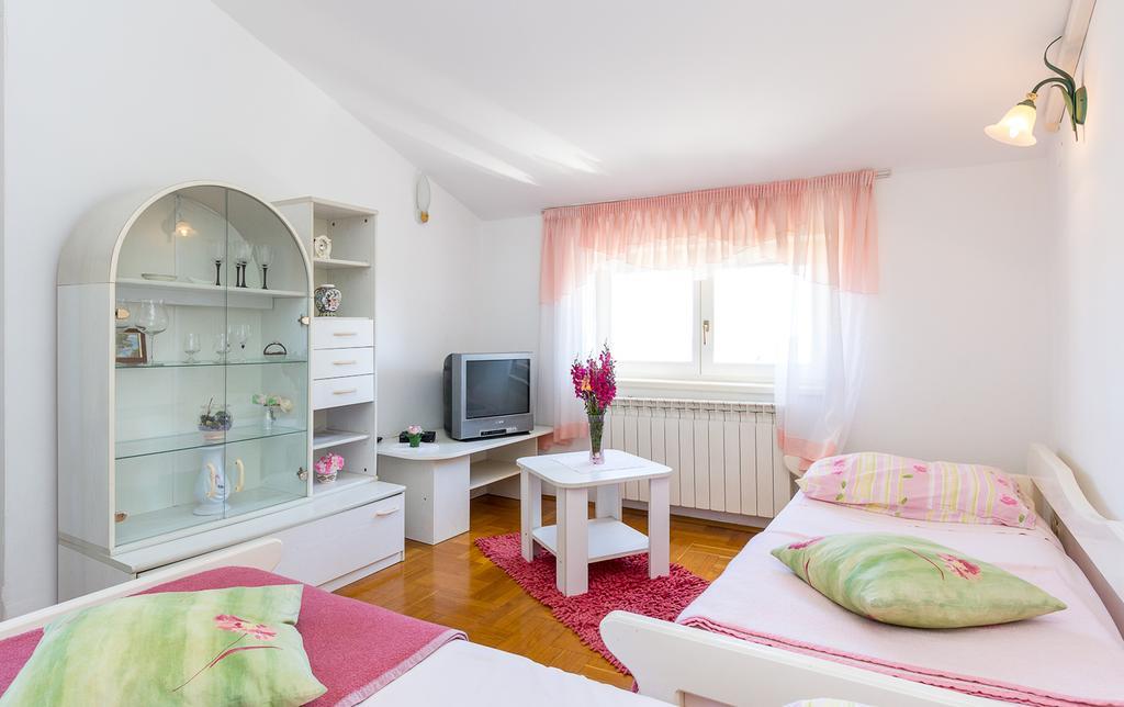 Apartments Pradolando Πούλα Δωμάτιο φωτογραφία